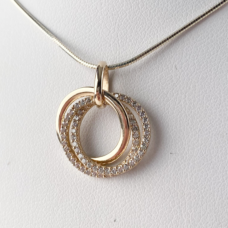 Žluté zlato přívěsek kruhy se zirkony